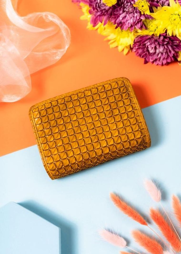 Portfel, żółty, skórzany, Rovicky