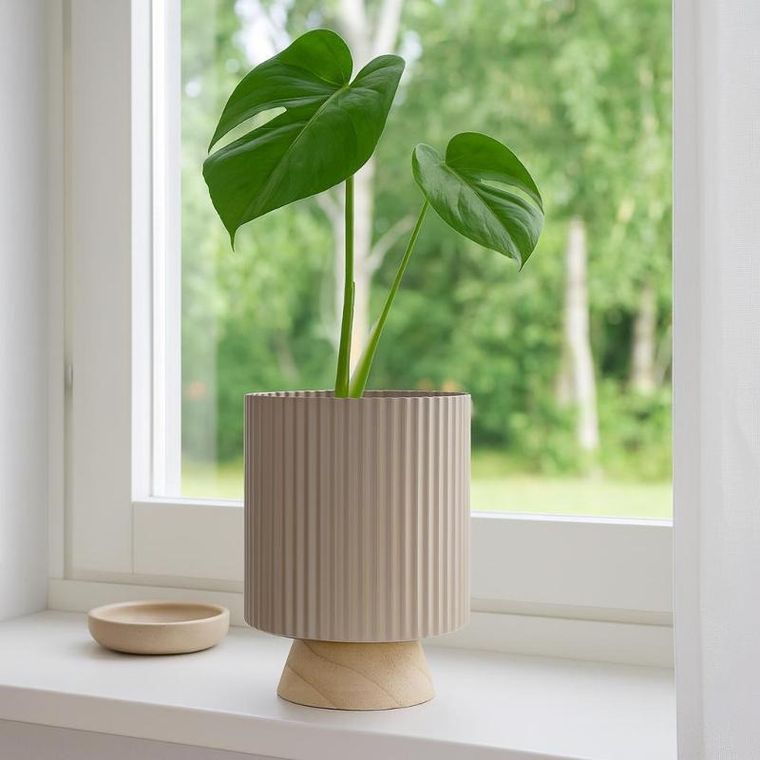 ProGarden, Stöda, metalowa doniczka z drewnianą podstawką, 18-23 cm