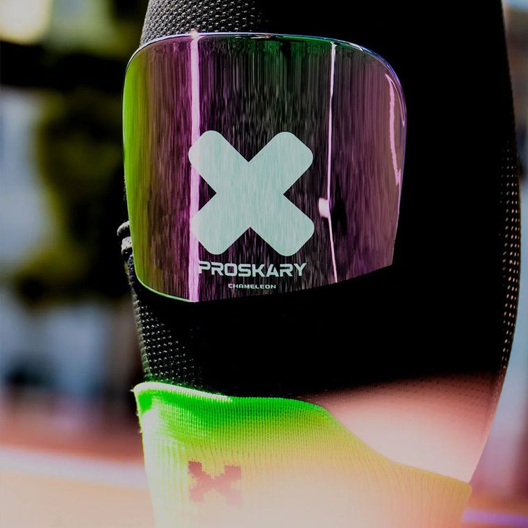 Proskary, nagolenniki piłkarskie, Chameleon, rozmiar uniwersalny