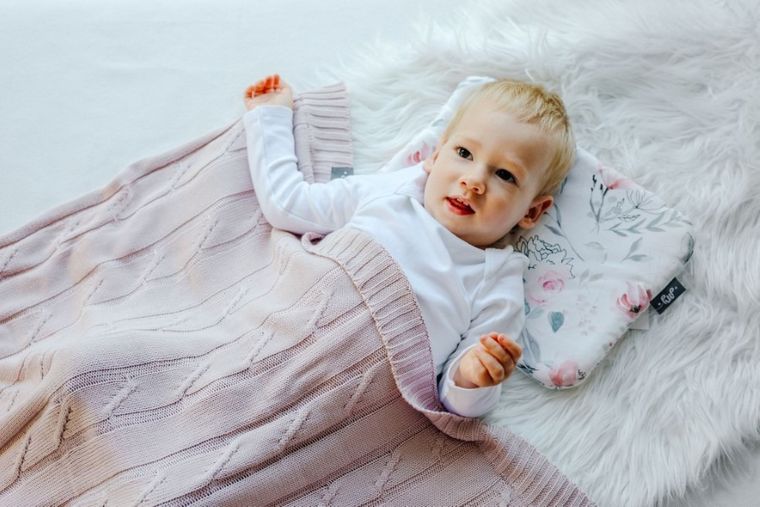 Pulp, bambusowy kocyk z jonami srebra, warkocz, pudrowy, 75-90 cm