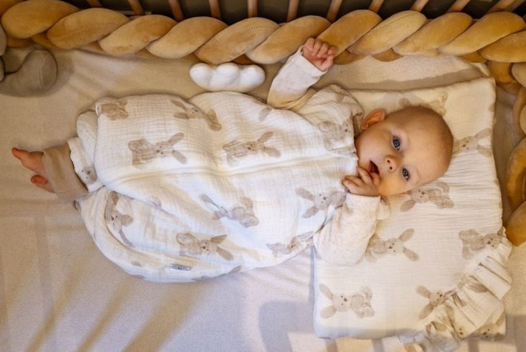 Pulp, Króliczki, śpiworek z nogawkami, ocieplany, TOG 1.75, 12-30 m