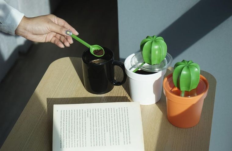 Qualy, Cacnister, pojemnik z łyżeczką na kawę, kaktus, biało-zielony