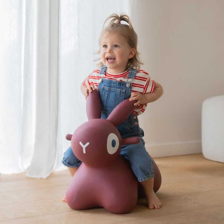 Quut, Hoppi, Bunny, skoczek, burgundy