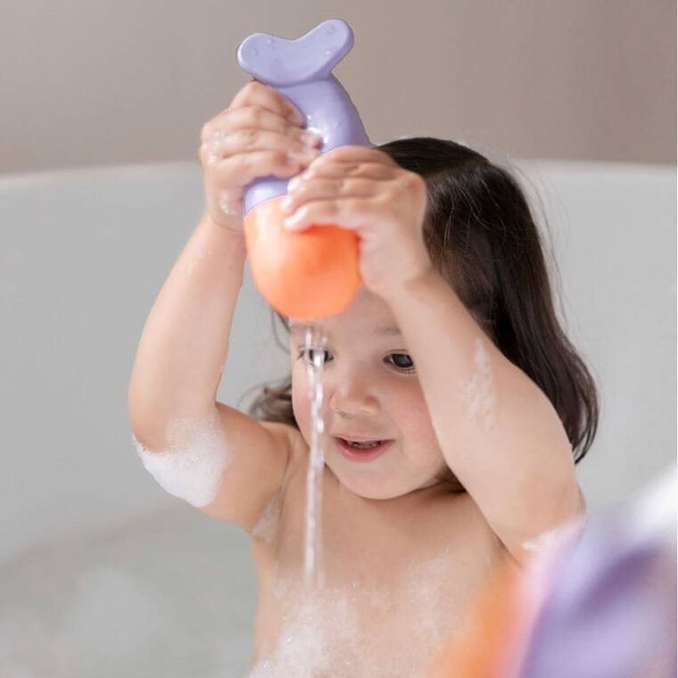 Quut, Squeezi Whale, wieloryb, silikonowa zabawka do kąpieli