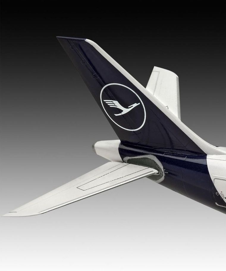 Revell, Samolot Airbus A330-300 Lufthansa, model do sklejania, 1:144
