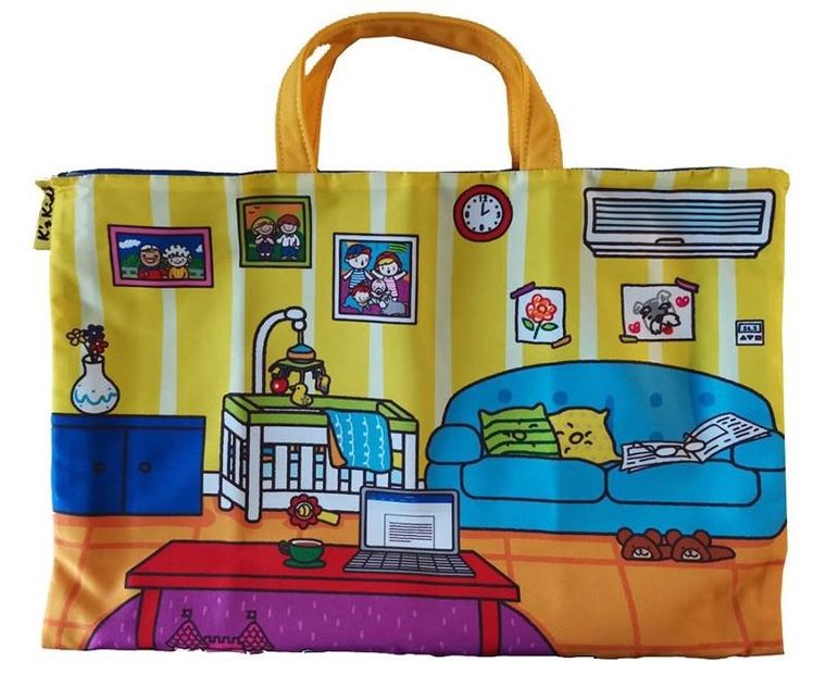 Rodzina, mata podróżna z lalkami szmacianymi