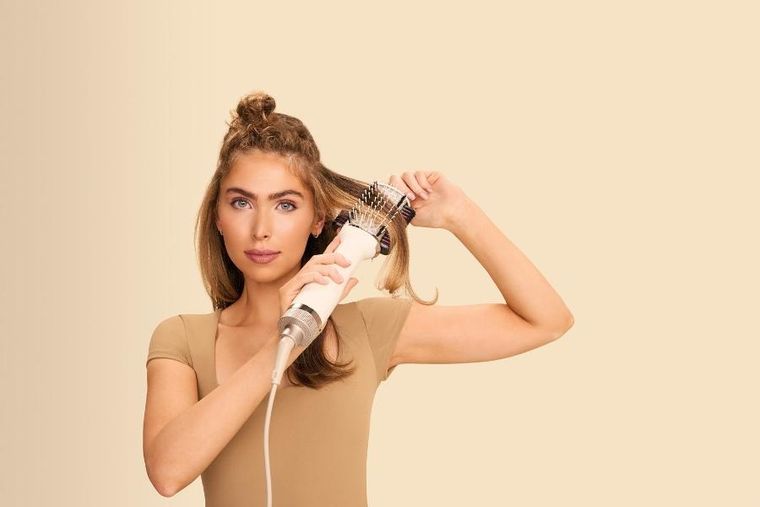 Shark, szczotko, suszarkasmoothstyle ht212eu