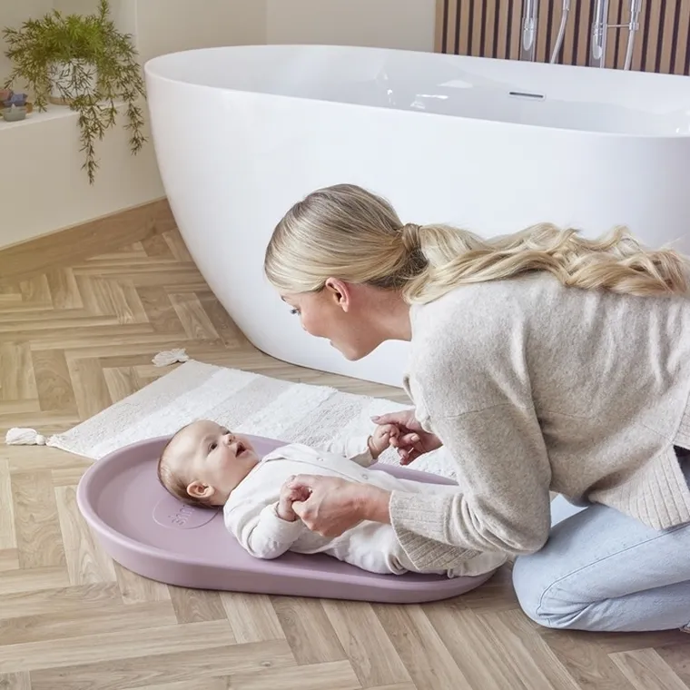 Shnuggle, mata do przewijania z pianki squishy, blossom