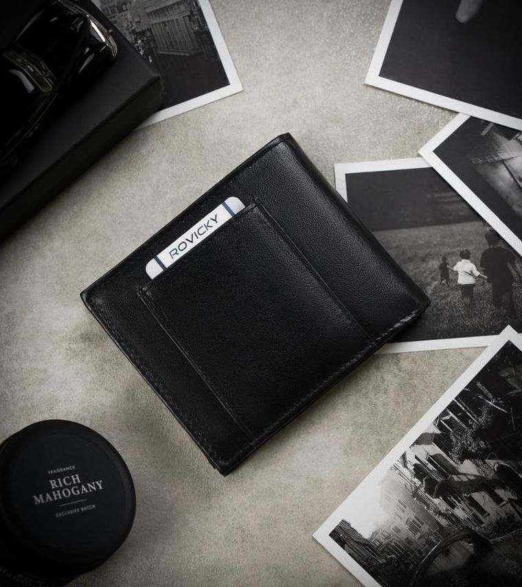 Skórzany portfel męski z kieszenią na dowód rejestracyjny, Cavaldi