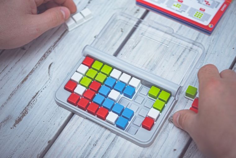 Smart Games, IQ Focus, gra logiczna
