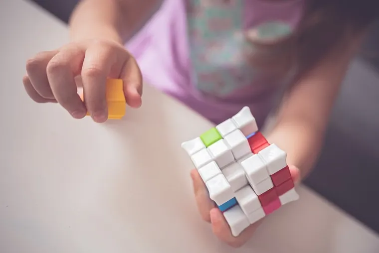 Smart Games, Plug & Play Puzzler, wersja angielska, gift box, gra logiczna