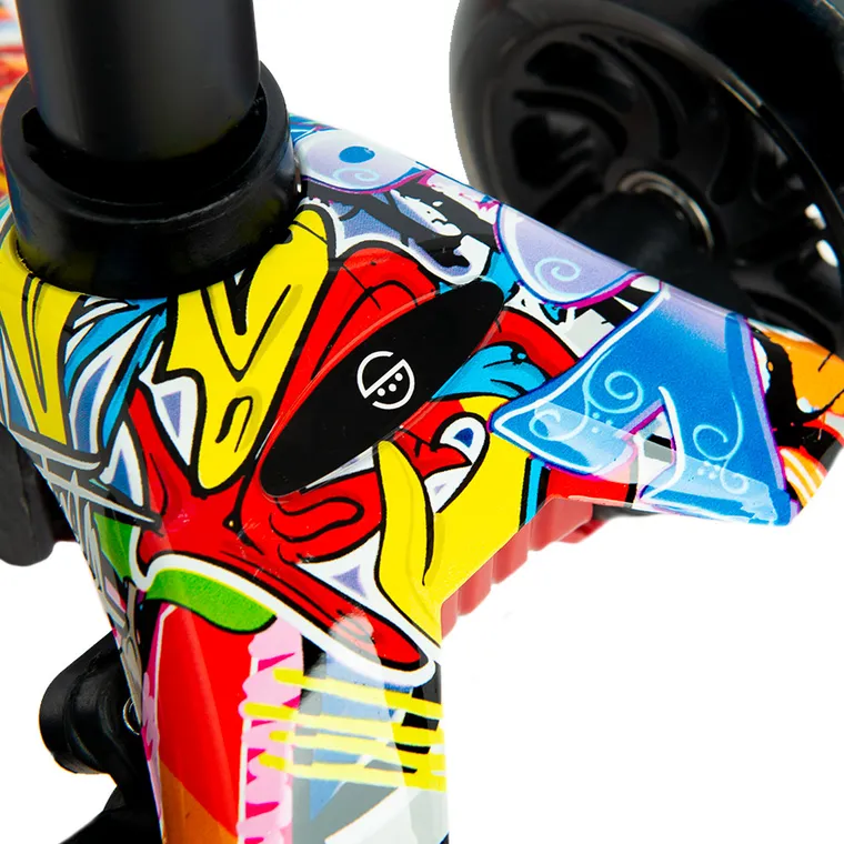 Smiki, 3-kołowa hulajnoga ze świecącymi kołami LED, graffiti