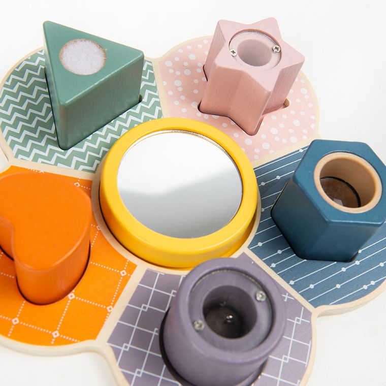 Smiki, Kształty i dźwięki, drewniana układanka