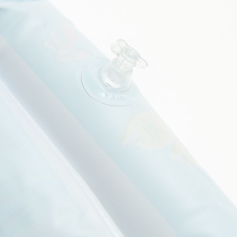 Smiki, Podwodny świat, pompowana mata wodna