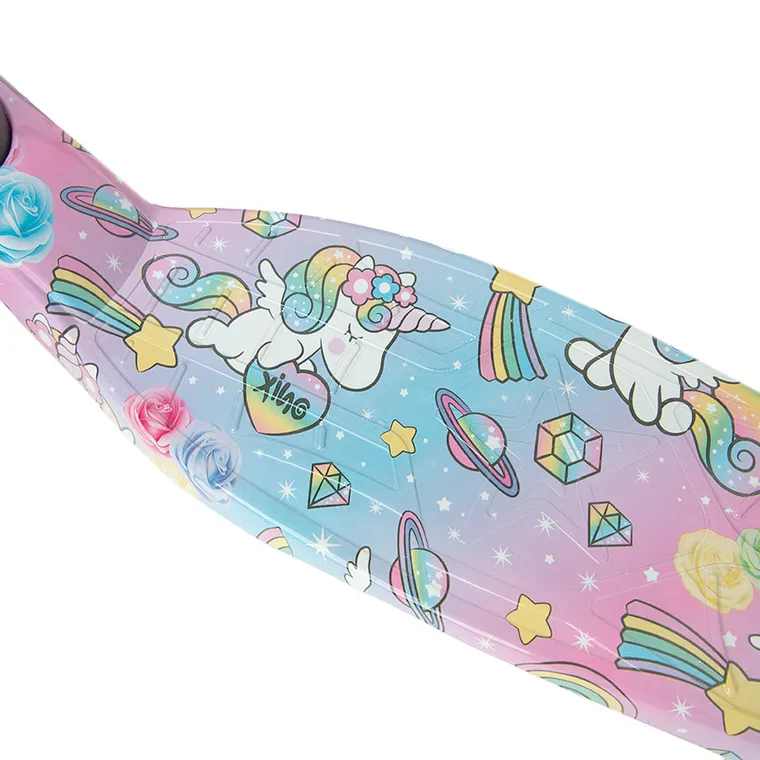 Smiki, trójkołowa hulajnoga ze świecącymi kołami LED, jednorożce