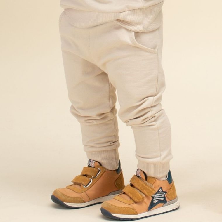 Spodnie dresowe chłopięce, beżowe, Pinokio