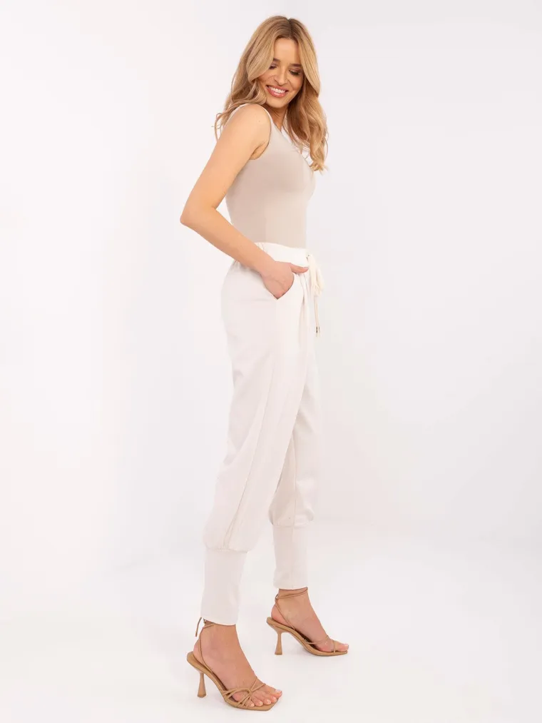Spodnie dresowe damskie, beżowe, Italy Moda