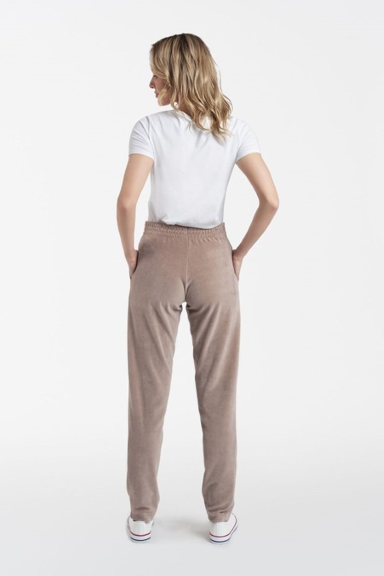 Spodnie dresowe damskie, welurowe, beżowe, Roda, Italian Fashion