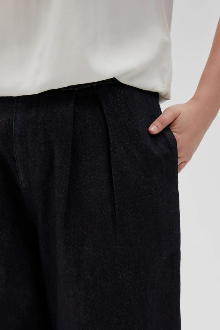 Spodnie jeansowe damskie, granatowe, Moodo