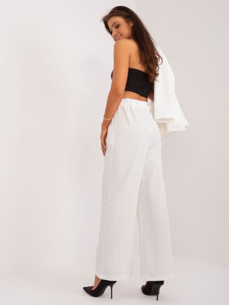 Spodnie materiałowe damskie, białe, Italy Moda