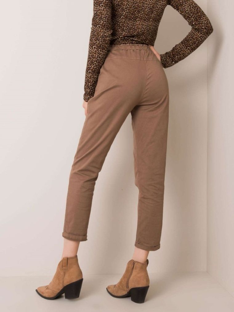 Spodnie materiałowe damskie, brązowe, Italy Moda