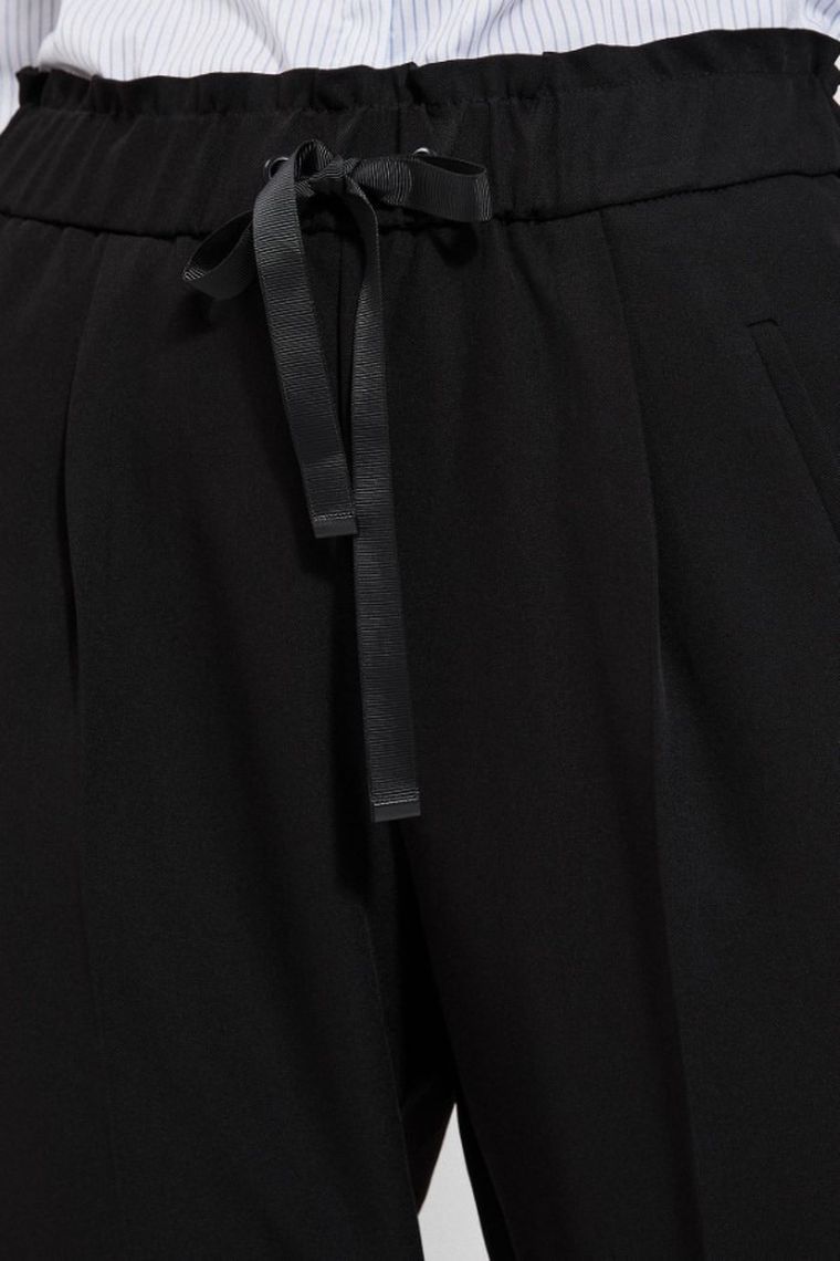 Spodnie materiałowe damskie, czarne, Moodo