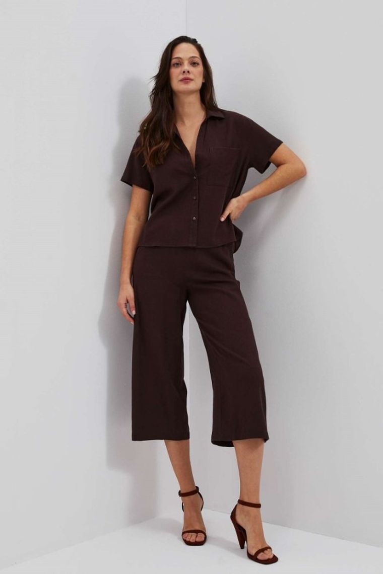 Spodnie materiałowe damskie z lnem, brązowe, Moodo