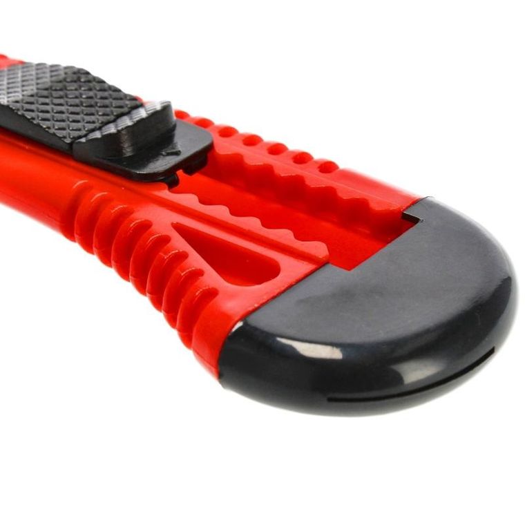 Starpak, nóż do tapet