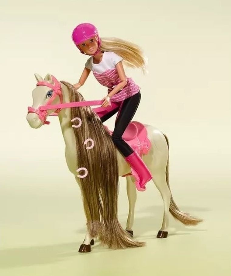 Steffi Love, lalka w stroju dżokejki z koniem, 29 cm