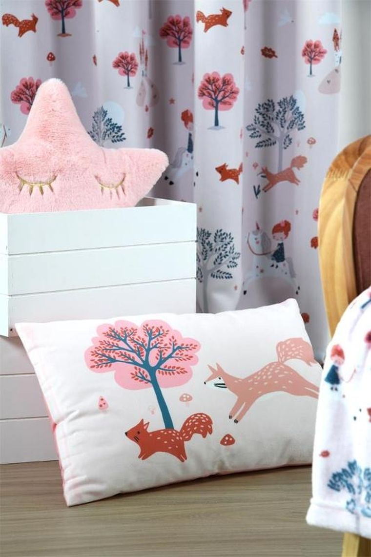 Stof, poduszka dla dziecka, Cyrielle, różowa, 30-50 cm