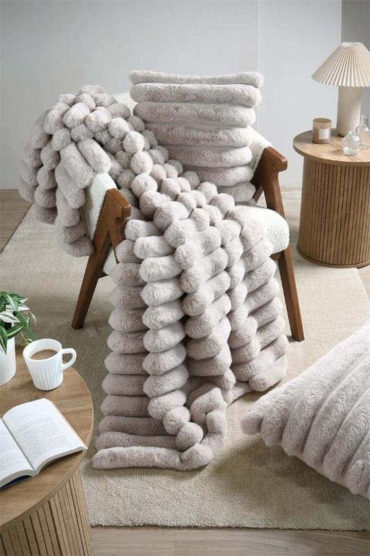 Stof, Polary, poduszka dekoracyjna, w grube prążki, 45-45 cm