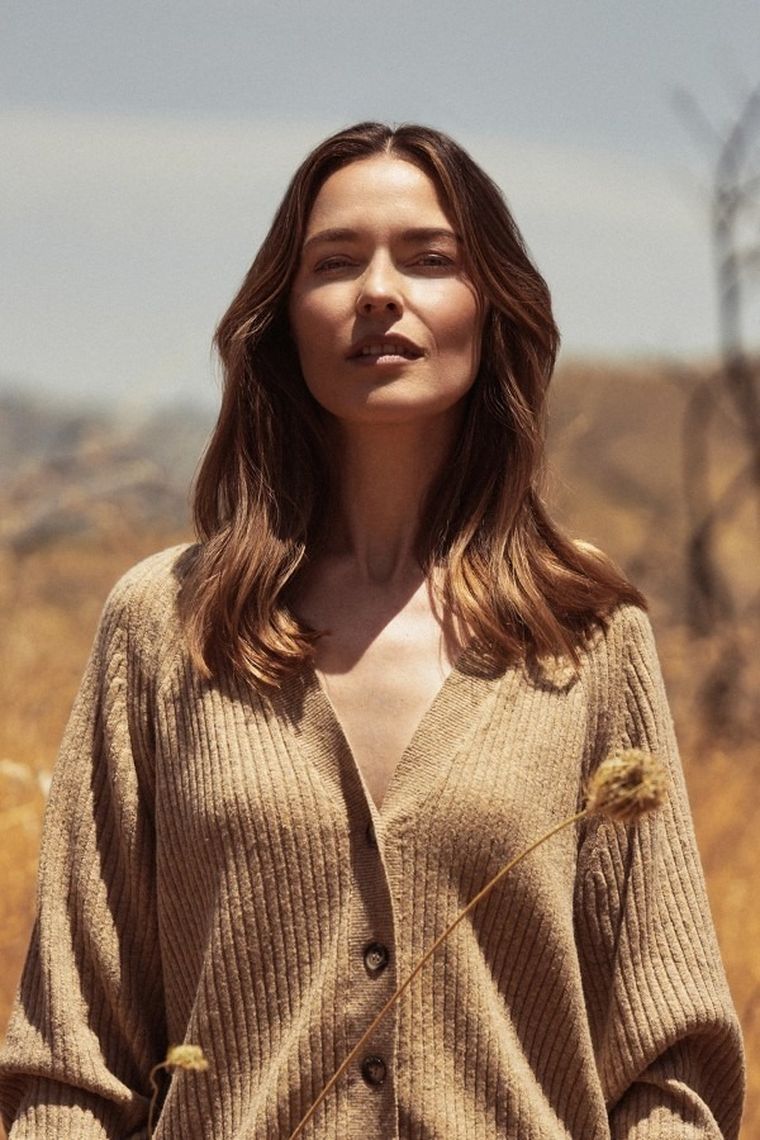 Sweter damski, rozpinany, beżowy, Moodo