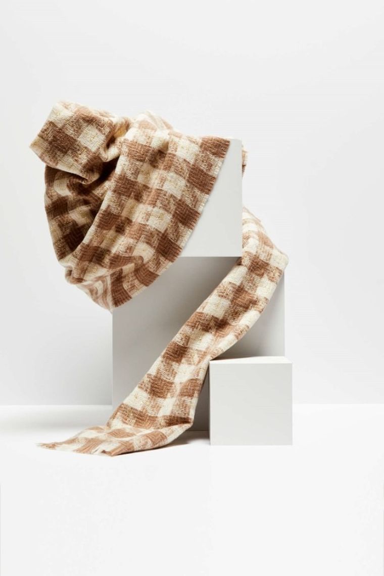 Szalik damski, beżowy, Moodo