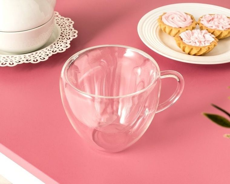 Szklanka z podwójnym dnem, serce