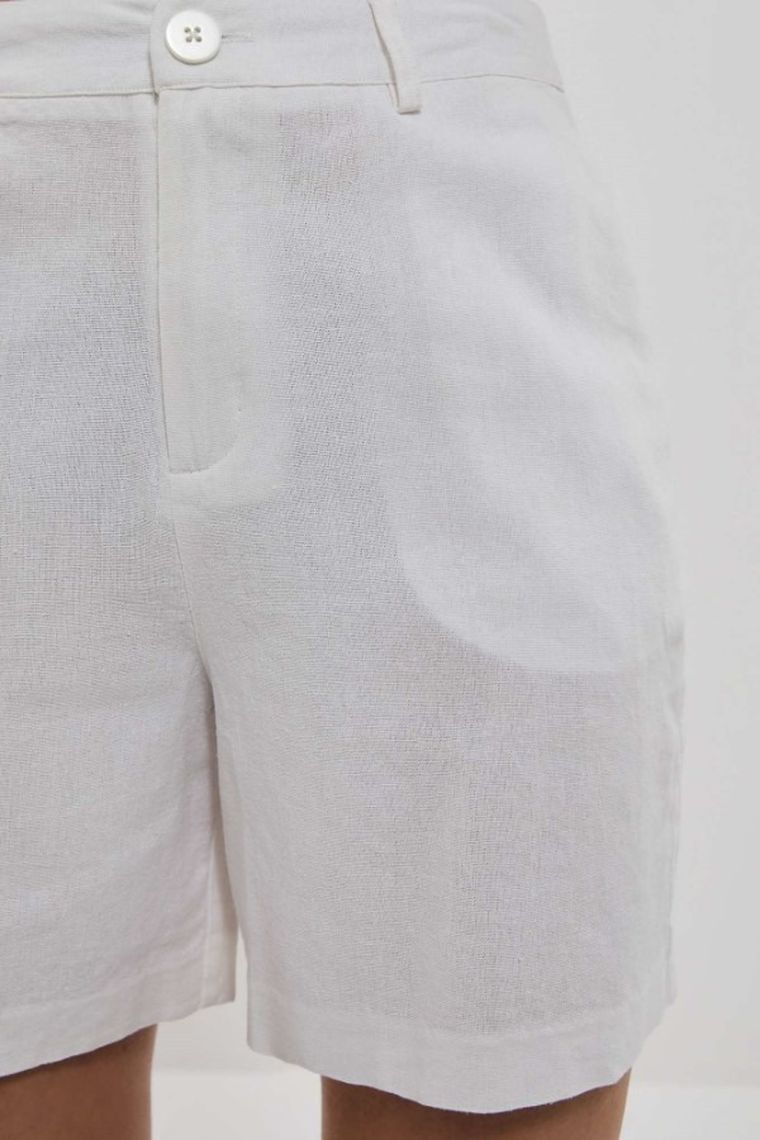 Szorty damskie, białe, Moodo