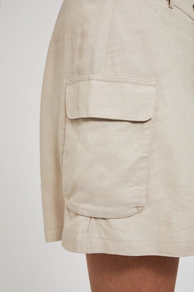 Szorty damskie z lnem, beżowe, Moodo