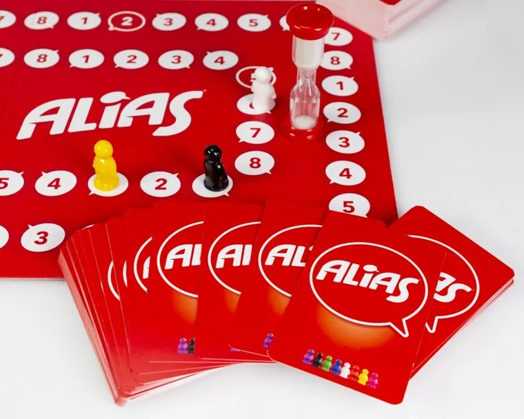 Tactic, Alias Original, gra towarzyska