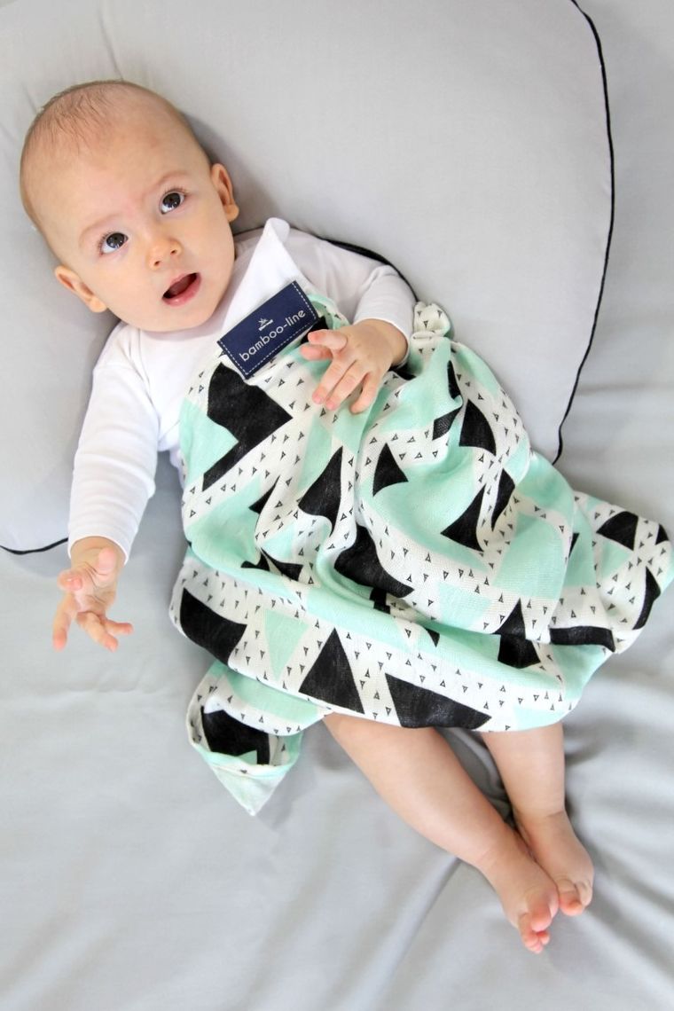 Texpol, Trójkąty miętowe, pieluszka bambusowa, 75-75 cm, 170g