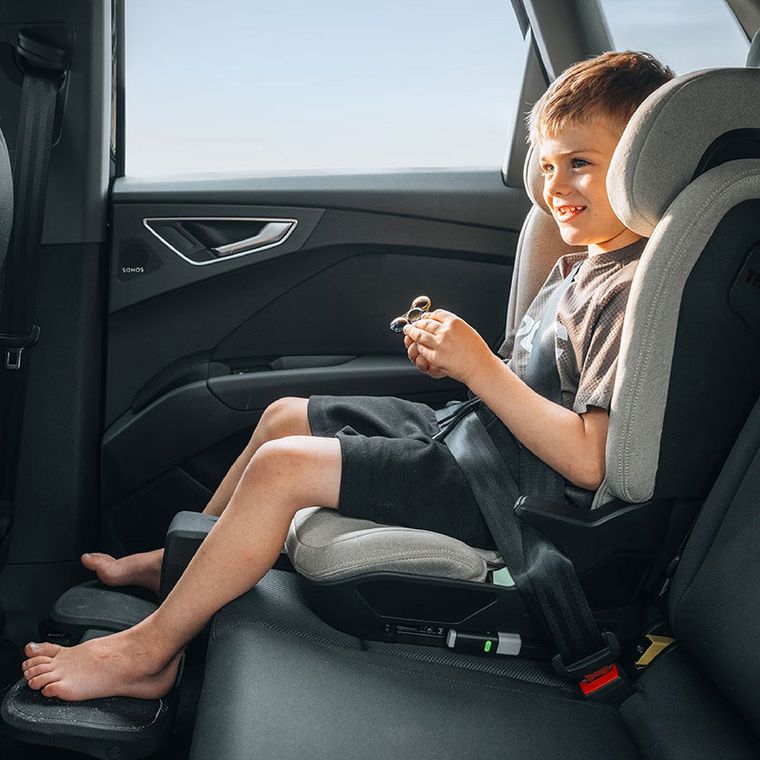 Thule, Palm, podnóżek do fotelika, click-in