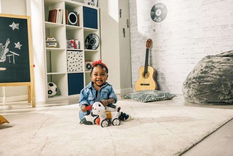 Tiny Love, Tiny Rockers, Pies Charlie, interaktywna zabawka