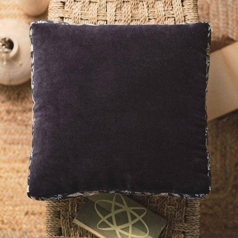 Today, poduszka dekoracyjna, Secession, 40-40 cm