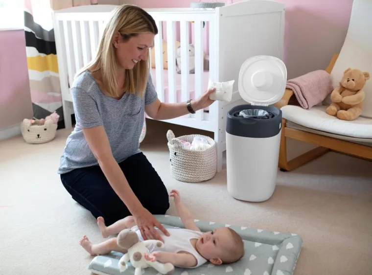 Tommee Tippee, Twist&Click, pojemnik na pieluchy + wkłady, 12 szt.