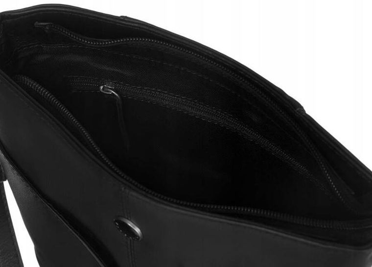 Torebka listonoszka, czarna, skórzana, Peterson