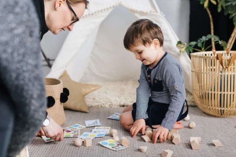 Trefl, Bobaski i Miś, O!Klocki, Pasowanki Baby, edukacyjne klocki, 15 elementów