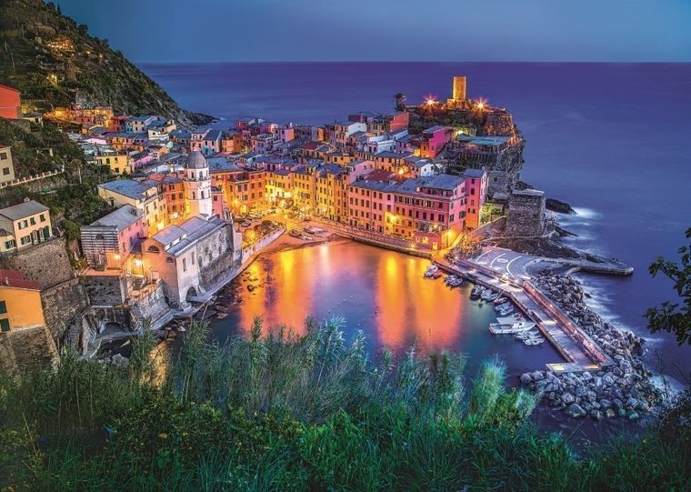 Trefl, Vernazza o zmroku, Włochy, puzzle, 2000 elementów