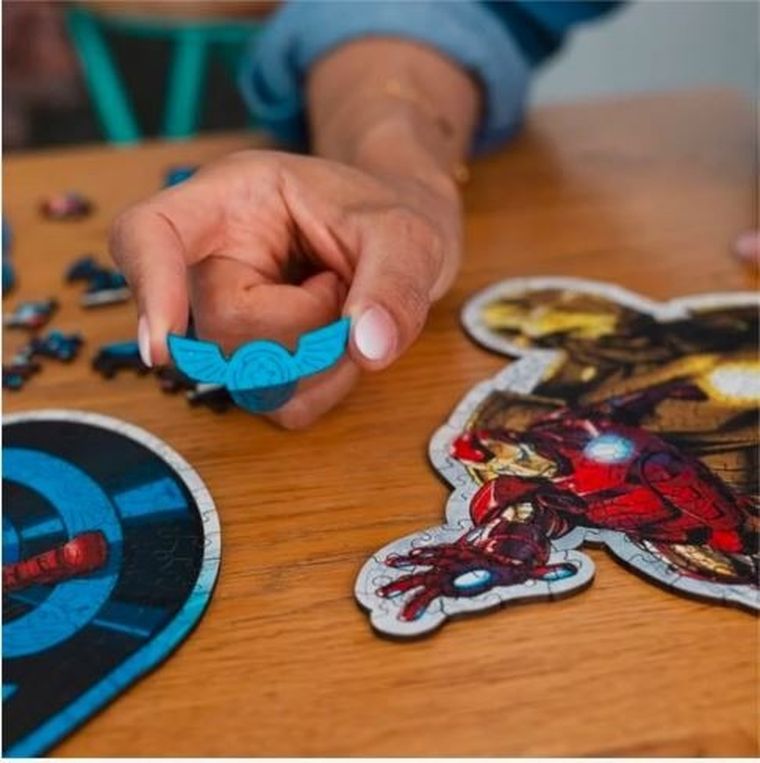 Trefl, Wood Craft, Odważny Iron Man, puzzle drewniane konturowe, 160 elementów