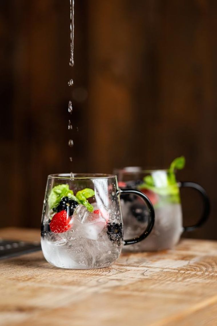 Vialli Design, Bolla, szklanki z uchem, szare, 400 ml, 2 szt.