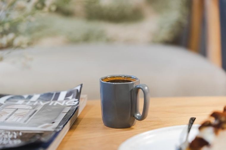 Vialli Design, dwa kubki ceramiczne z uszkiem, 80 ml, Fuori szare