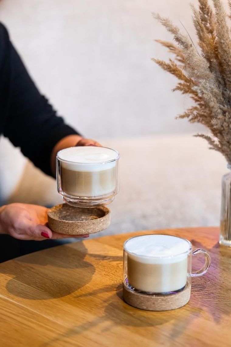 Vialli Design, komplet 2 szklanek z podwójną ścianką, 220 ml, Vilagio