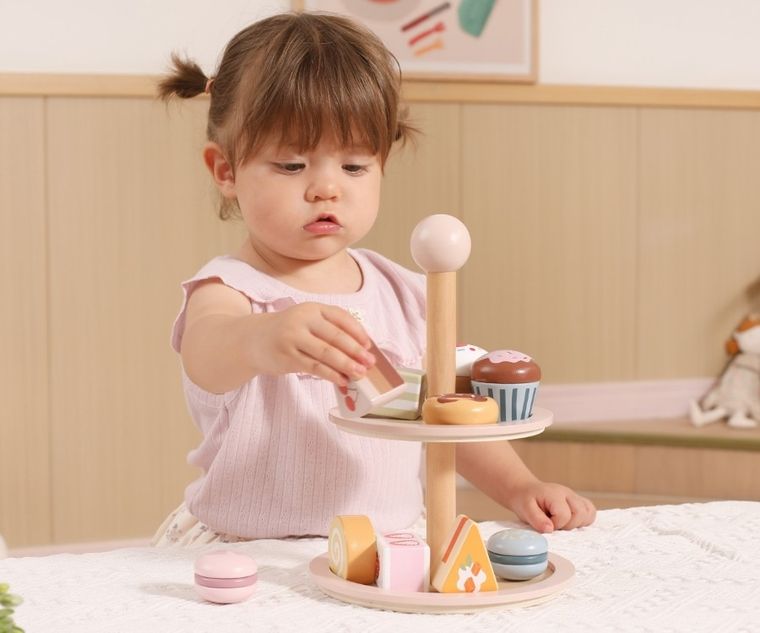 Viga, PolarB, Słodka Patera, drewniane makaroniki i torciki